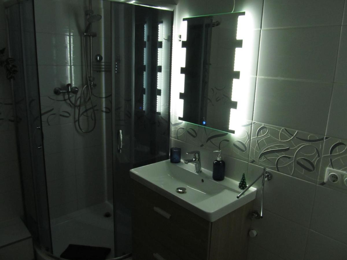 Löbau Appartment Ipsum מראה חיצוני תמונה
