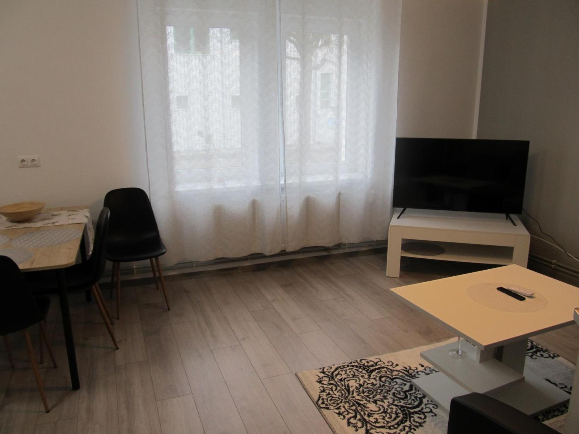 Löbau Appartment Ipsum מראה חיצוני תמונה